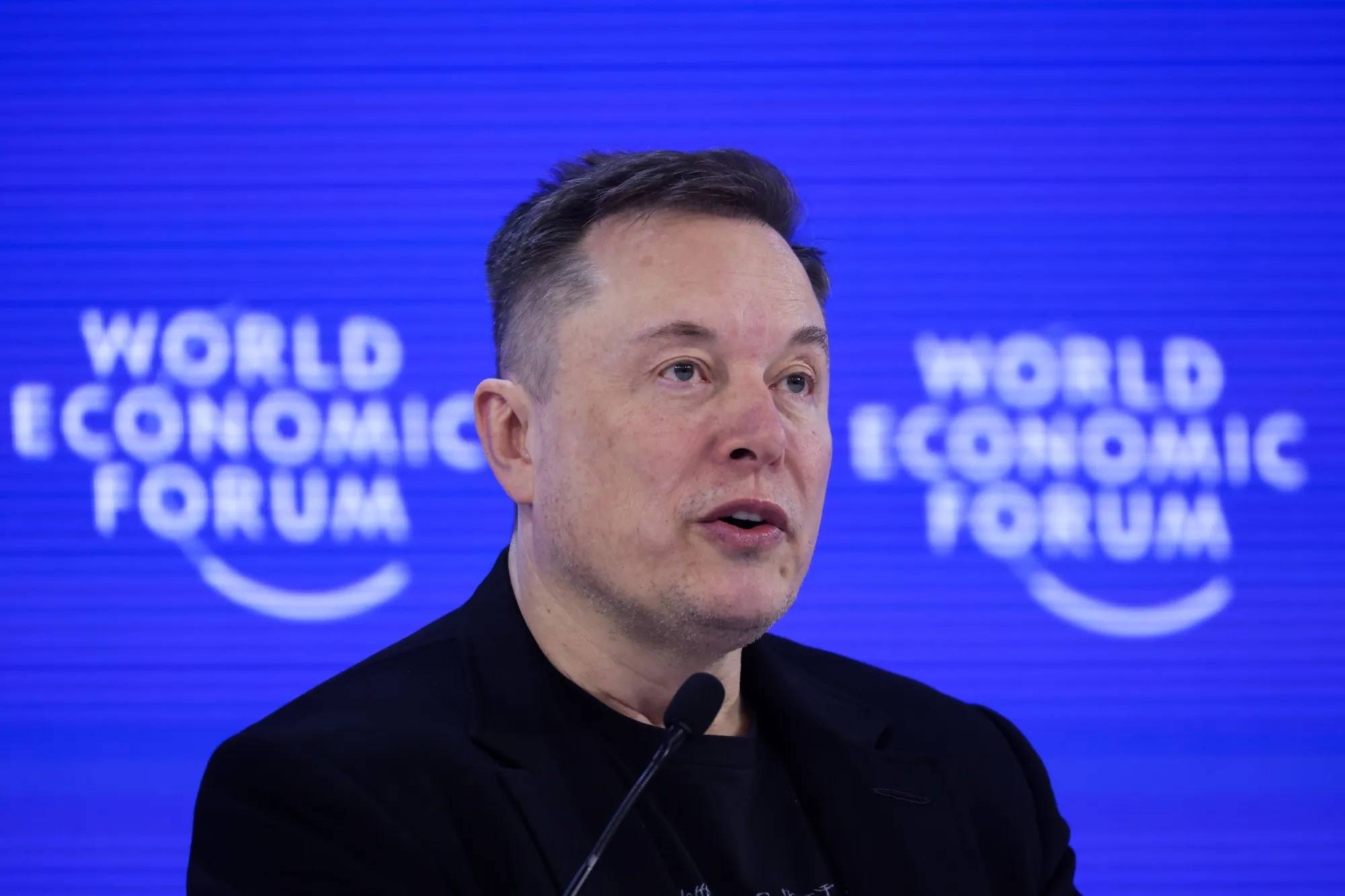 早报｜苹果发布2026新春影片三星S26系列发布时间曝光：2
